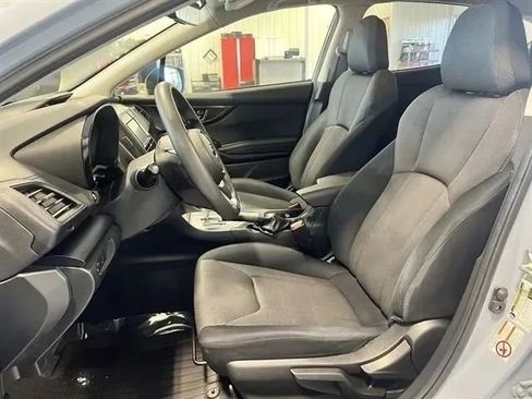 Used 2019 Subaru Crosstrek 2.0i image 11