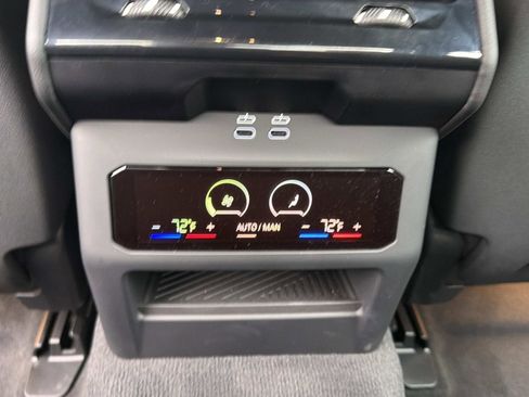 Certified 2026 BMW 530i RWD image 16