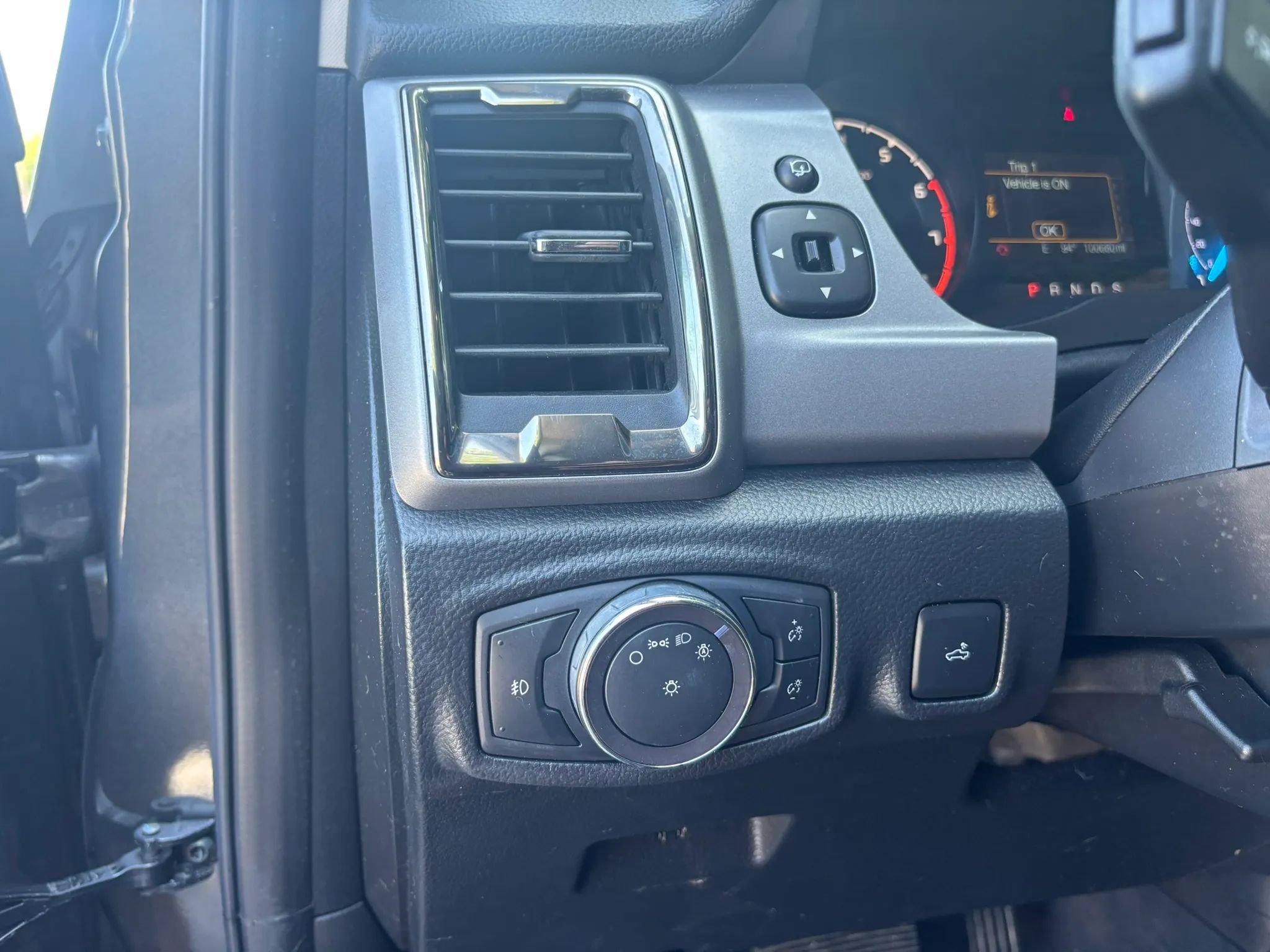 Used 2019 Ford Ranger XLT w/ Equipment Group 301A Mid AWD/4WD image 13