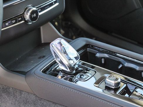 New 2026 Volvo XC90 B5 Plus w/ Protection Package image 23