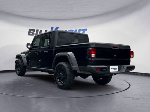 Used 2022 Jeep Gladiator Sport AWD/4WD image 3