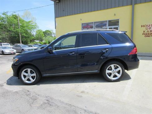 Used 2017 Mercedes-Benz GLE 350 4MATIC w/ Premium 1 Package image 4