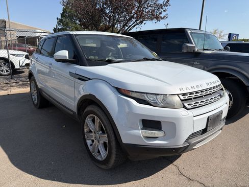Used 2015 Land Rover Range Rover Evoque Pure Premium AWD/4WD image 3