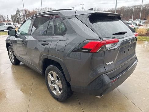 Used 2025 Toyota RAV4 XLE image 5
