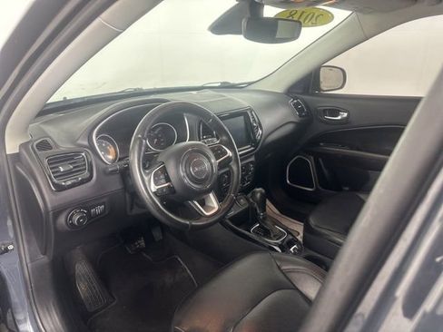 Used 2018 Jeep Compass Limited FWD image 7