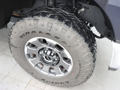 Used 2024 Ford F250 XLT w/ Tremor Off-Road Package AWD/4WD image 3