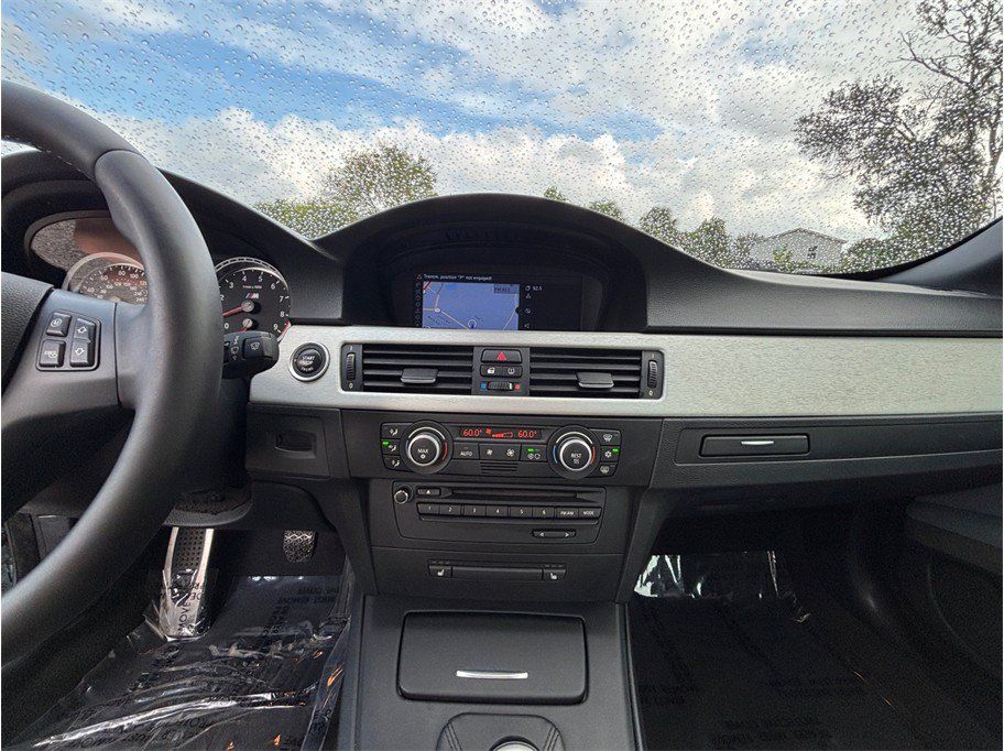 Used 2009 BMW M3 Convertible RWD image 11