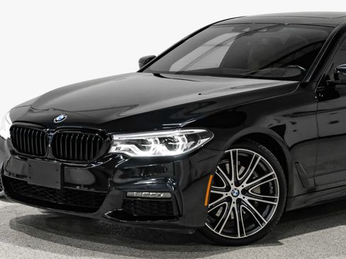 Used 2019 BMW 540i w/ M Sport Package image 9