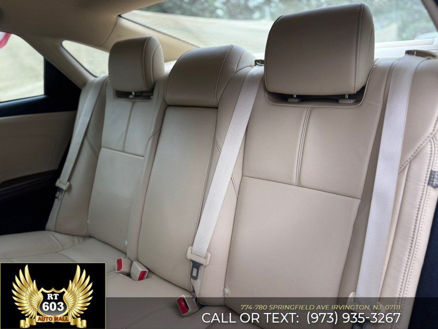 Used 2014 Toyota Avalon XLE Premium FWD image 9