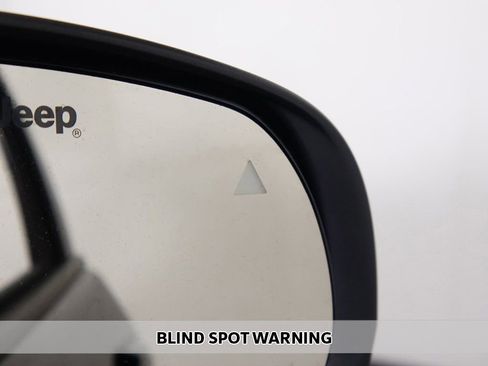 Used 2022 Jeep Compass Latitude w/ Convenience Group image 3