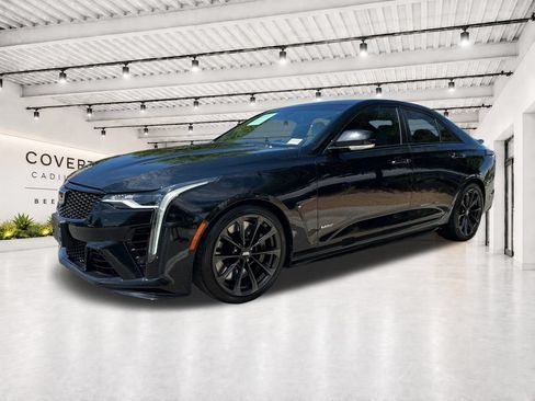 Used 2023 Cadillac CT4 V Blackwing w/ Driver Assist Package RWD image 4