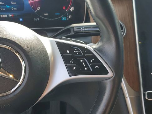 Used 2023 Mercedes-Benz GLC 300 4MATIC image 23