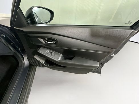 Used 2025 Honda Accord SE image 31