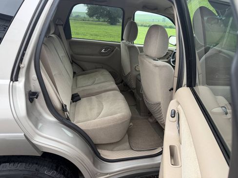 Used 2002 MAZDA Tribute LX AWD/4WD image 13