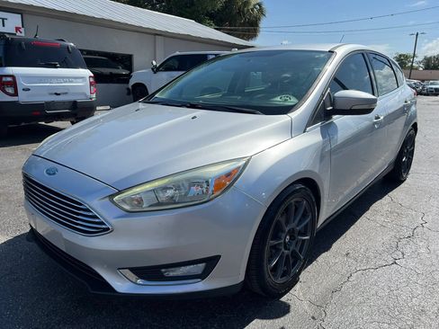 Used 2015 Ford Focus Titanium FWD image 2