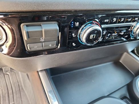 New 2026 GMC Sierra 1500 SLT w/ SLT Premium Plus Package image 15