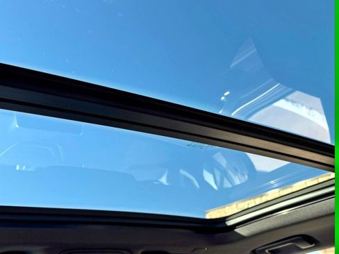 Certified 2024 Chevrolet Tahoe Z71 w/ Luxury Package image 18