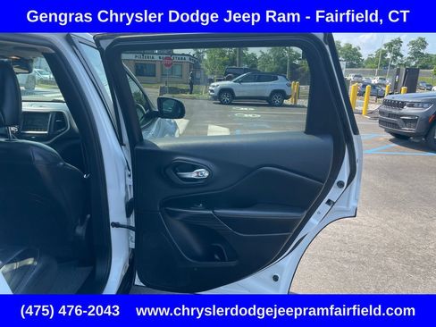 Used 2017 Jeep Cherokee High Altitude AWD/4WD image 20