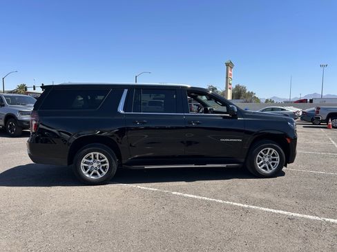 Used 2023 Chevrolet Suburban LS w/ Driver Alert Package RWD image 5