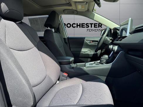 Certified 2023 Toyota RAV4 XLE w/ Convenience Package AWD/4WD image 17