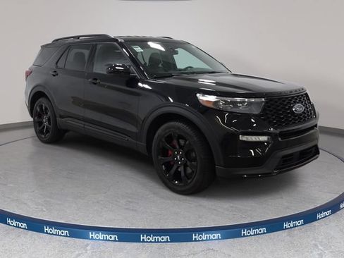 Certified 2022 Ford Explorer ST w/ ST Street Pack AWD/4WD image 3
