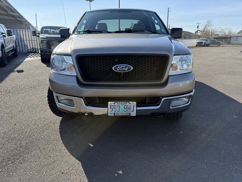 Used 2004 Ford F150 XLT image 4