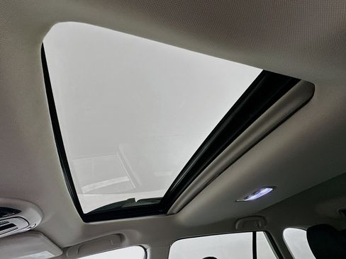 Used 2025 Subaru Outback Onyx Edition image 25