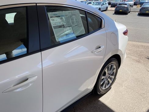 New 2026 MAZDA MAZDA3 s FWD image 42