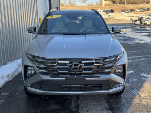 Used 2025 Hyundai Tucson Limited image 3