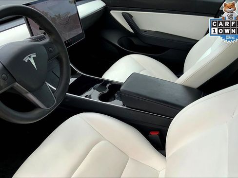 Used 2020 Tesla Model 3 Standard Range Plus image 14