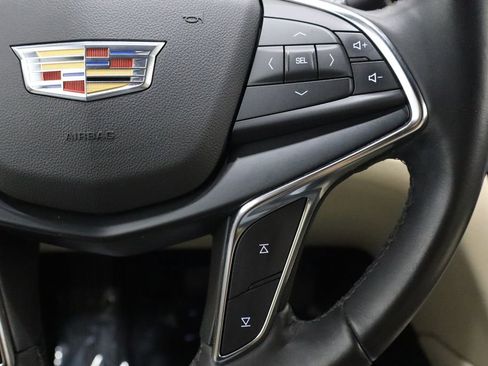 Used 2019 Cadillac XT5 Luxury image 30