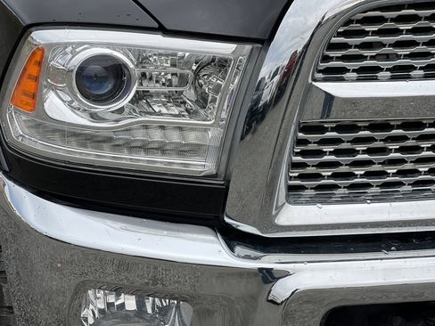 Used 2017 RAM 3500 Laramie image 44