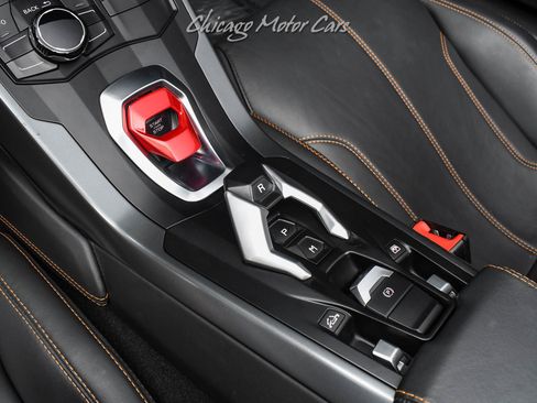 Used 2019 Lamborghini Huracan LP 580-2 RWD image 16