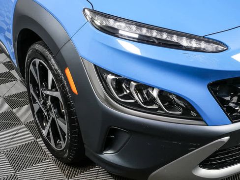 Used 2022 Hyundai Kona Limited image 36