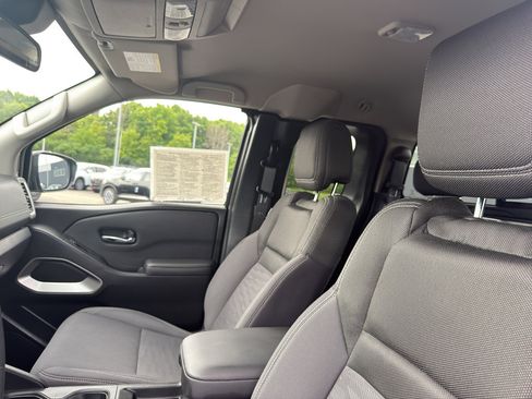 Certified 2024 Nissan Frontier SV w/ SV Convenience Package AWD/4WD image 27