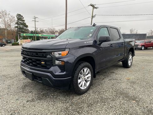 Used 2023 Chevrolet Silverado 1500 Custom image 7