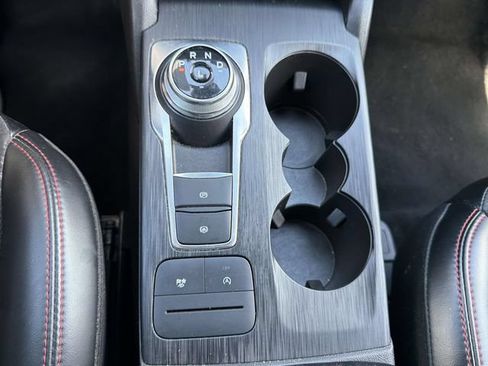 Used 2025 Ford Escape ST-Line Select AWD/4WD image 30