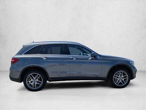 Certified 2019 Mercedes-Benz GLC 300 4MATIC image 4