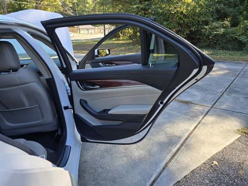 Used 2017 Cadillac CTS Sedan image 16