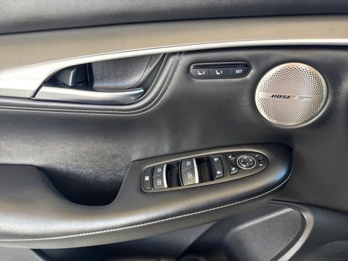 Used 2023 INFINITI QX55 Essential image 9