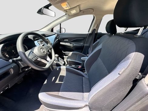 Used 2025 Nissan Versa SV FWD image 19