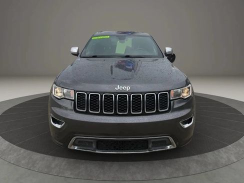 Used 2018 Jeep Grand Cherokee Limited AWD/4WD image 2