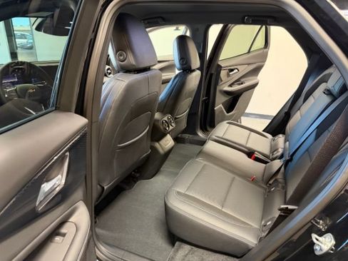 Used 2024 Chevrolet Blazer EV LT AWD/4WD image 25