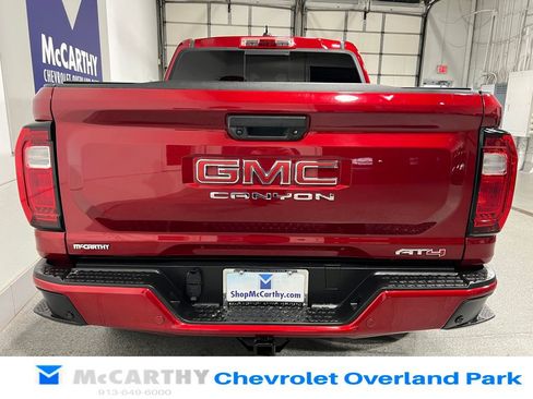 Used 2023 GMC Canyon AT4 w/ AT4 Premium Package AWD/4WD image 6
