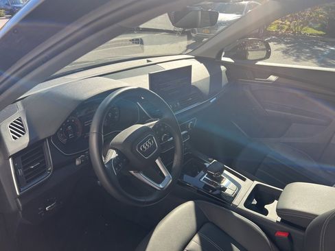 Used 2025 Audi Q5 2.0T Premium image 59