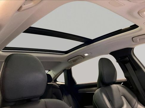 Certified 2023 Volvo S90 B6 Plus w/ Protection Package Premier AWD/4WD image 27