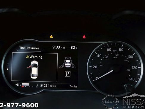 New 2025 Nissan Versa SR w/ Trunk Package image 16