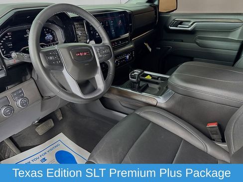Used 2025 GMC Sierra 1500 SLT image 11