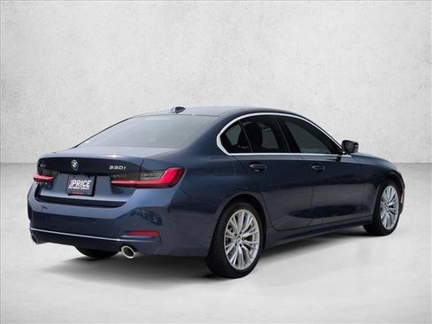 Used 2024 BMW 330i xDrive Sedan w/ Convenience Package AWD/4WD image 5