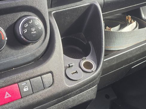 Used 2019 RAM ProMaster 3500 image 17